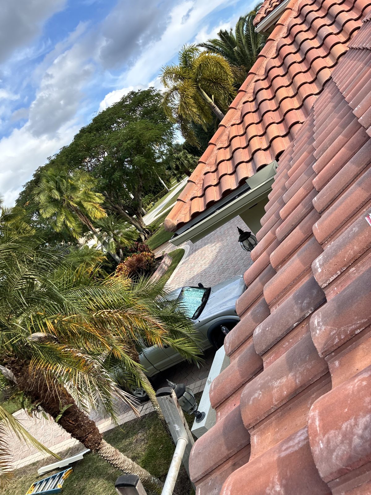 Seamless gutters on a home in Miami, FL